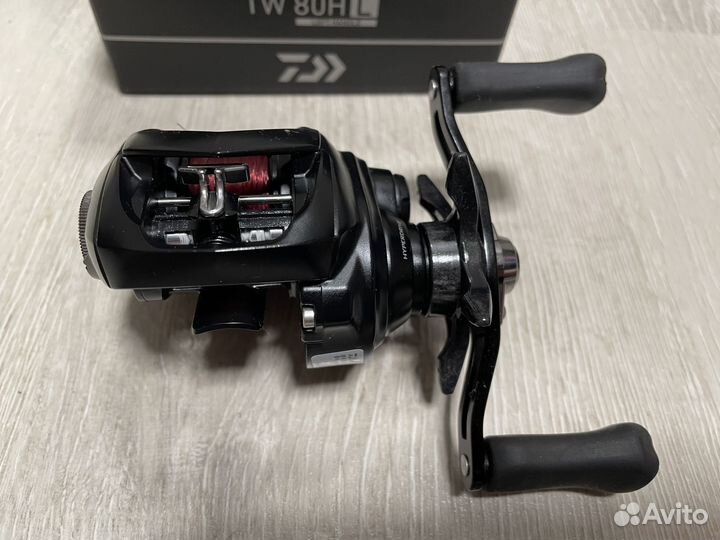 Мультипликаторная катушка Daiwa Tatula TW 80 HL