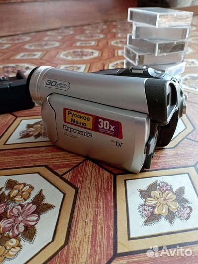 Видеокамера б/у