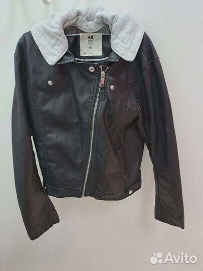 Кожаная куртка на девочку