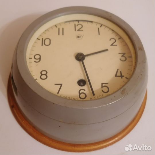 Корабельные часы