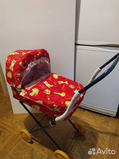 Коляска- игрушка для куклы