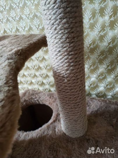 Домик для кошки с когтеточкой