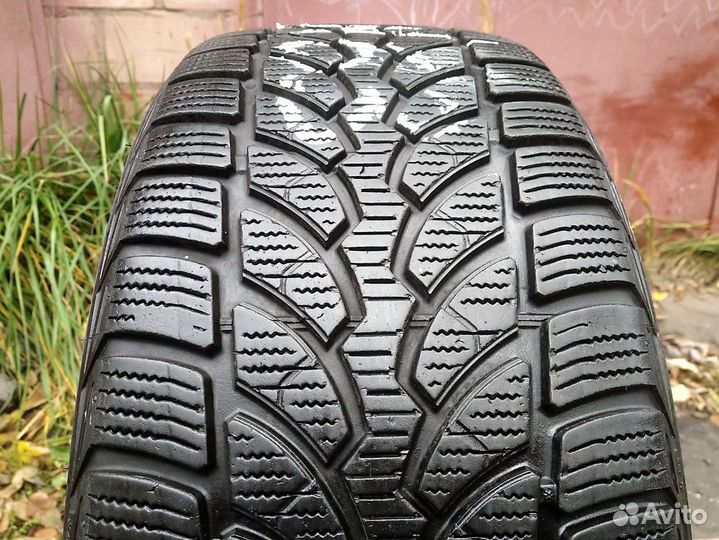 Bridgestone Blizzak LM-32 225/50 R17 94H