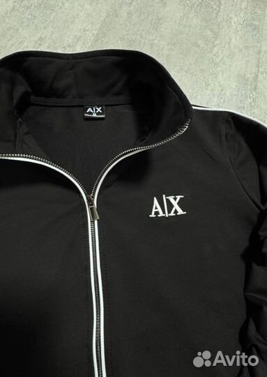 Костюмы для спорта Armani долговечные