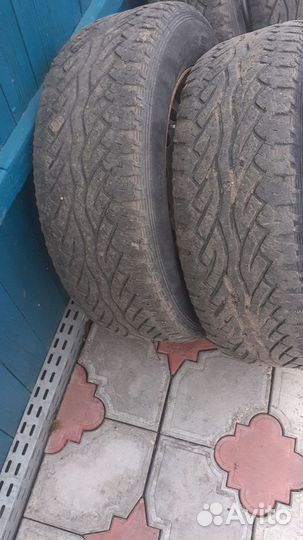 Continental ContiCrossContact AT 215/65 R16