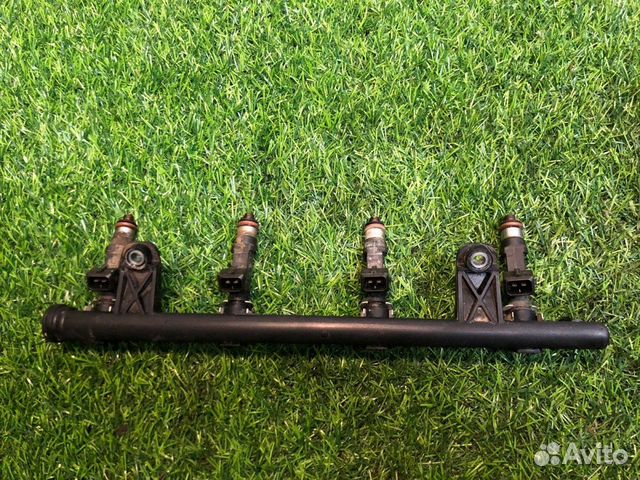 Топливная рампа Renault Logan седан 1.6 2008