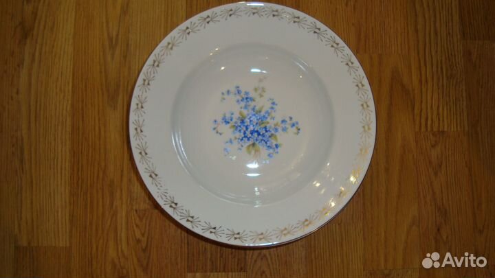 Тарелки суповые глубокие фарфоровые d23,5 см чсср
