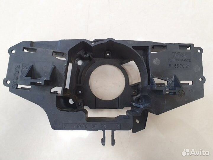 Кронштейн подрулевых переключателей Peugeot 607