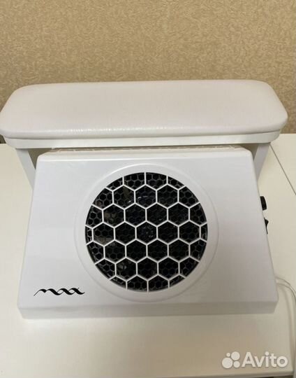 Пылесос для маникюра max