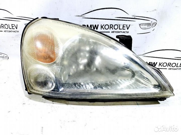 Фара правая (2001-2007) Suzuki Liana