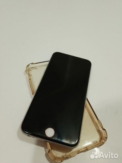 iPhone 6S, 32 ГБ