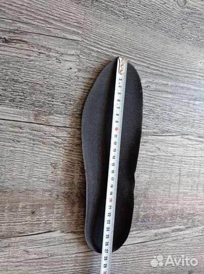 Рабочие кроссовки 42