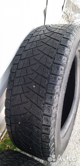 Bridgestone Blizzak DM-Z3 235/65 R17