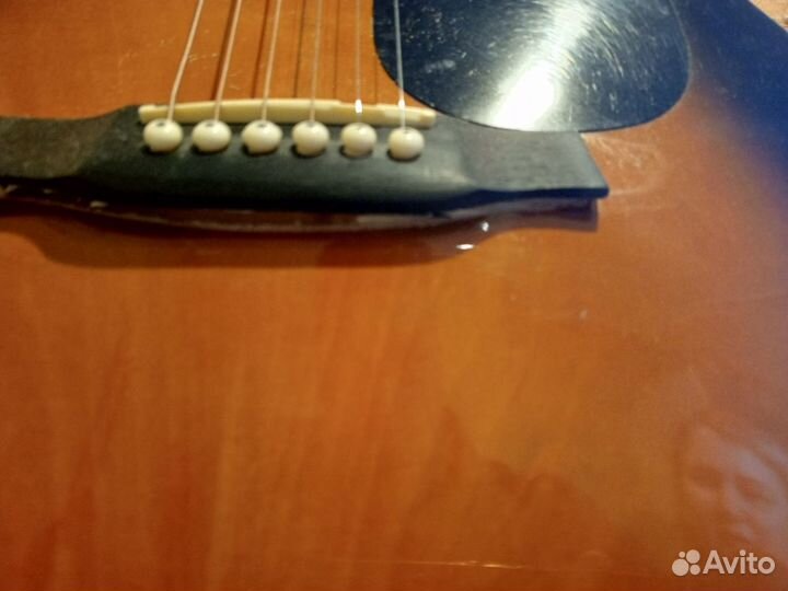 Акустическая гитара бу мартинез