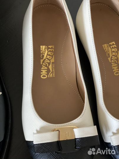 Балетки Ferragamo 3000
