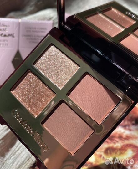 Палетка теней Charlotte Tilbury Pillow Talk Dreams