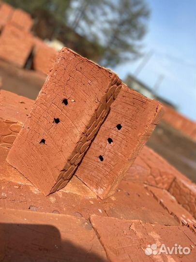 Кирпич полнотелый М - 125