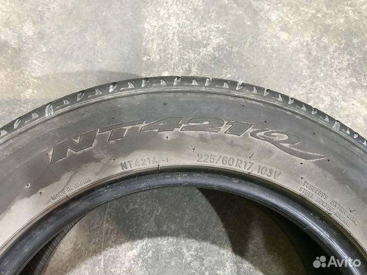 Nitto NT421A 225/60 R17