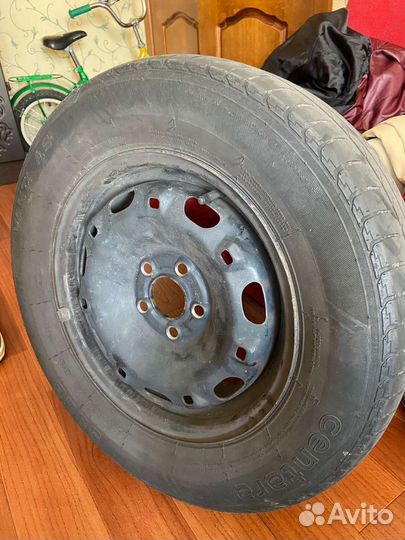 Acustica Challenger 185/70 R14 30J