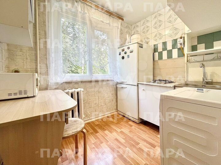 3-к. квартира, 60 м², 2/5 эт.