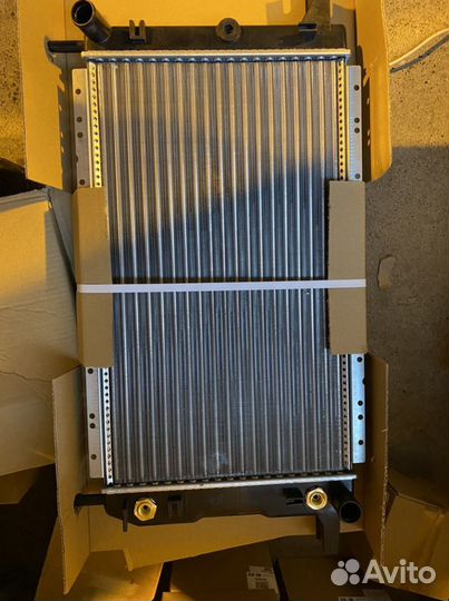 Радиатор Ford Scorpio АКПП