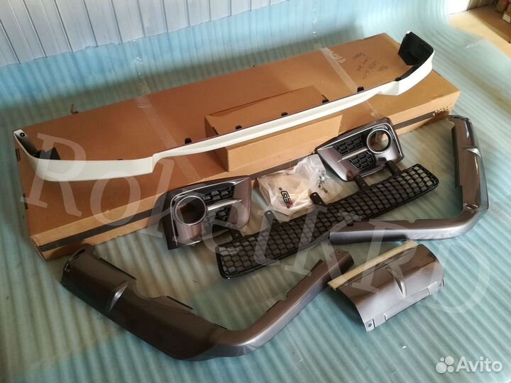 Обвес Lexus LX570 12-15 luxury sport Белый