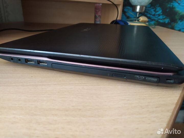 Ноутбук Asus x53s