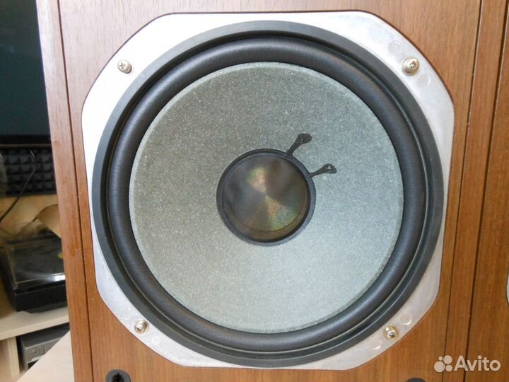 Колонки Yamaha NS-645