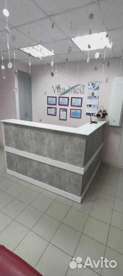 Стойка ресепшен для администратора Эконом угловой