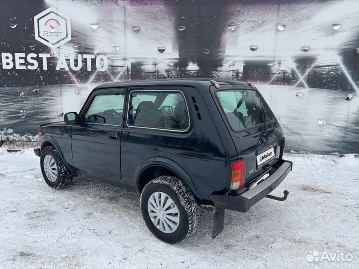 LADA 4x4 (Нива) 1.7 МТ, 2017, 100 000 км