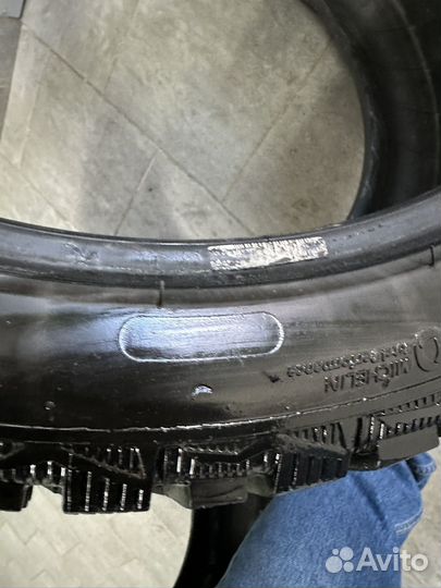 Michelin X-Ice North 4 255/35 R19 и 255/35 R19 96H