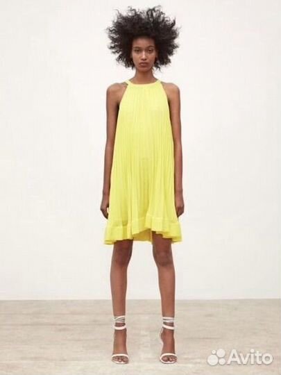 Платье плиссированное Zara