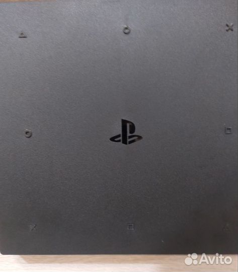 Игровая приставка ps4 pro 1tb