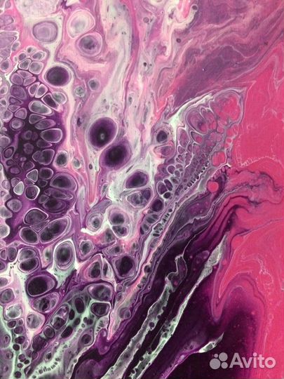 Картина в технике жидкий акрил