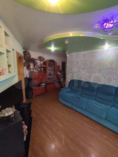 3-к. квартира, 60 м², 2/5 эт.