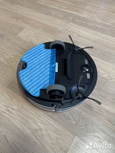 Робот пылесос Ecovacs Deebot Ozmo 900