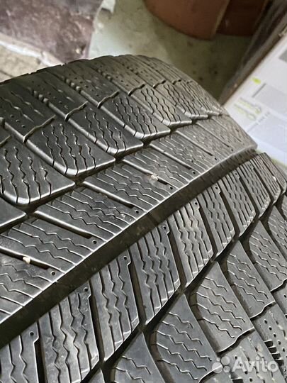 Michelin X-Ice XI3 245/50 R18