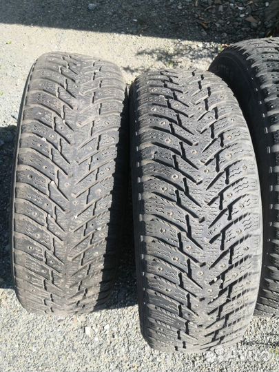 Nokian Tyres Hakkapeliitta 8 185/65 R15 92T