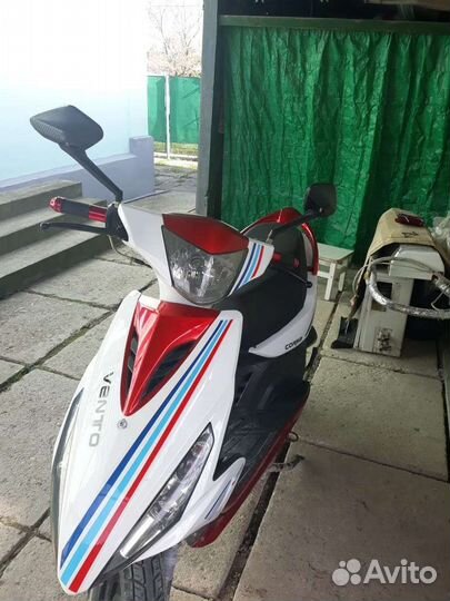 Продаётся скутер Vento Corsa