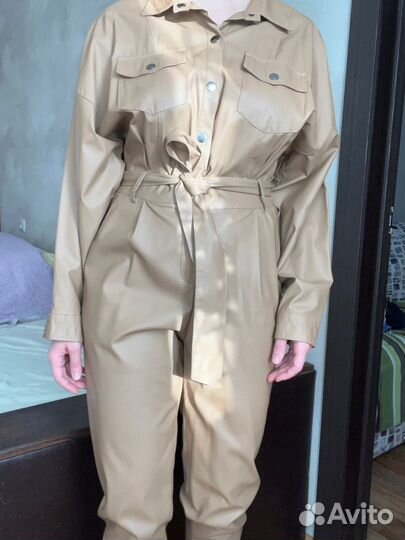 Комбинезон женский