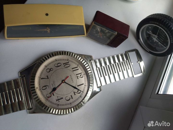 Часы советского периода