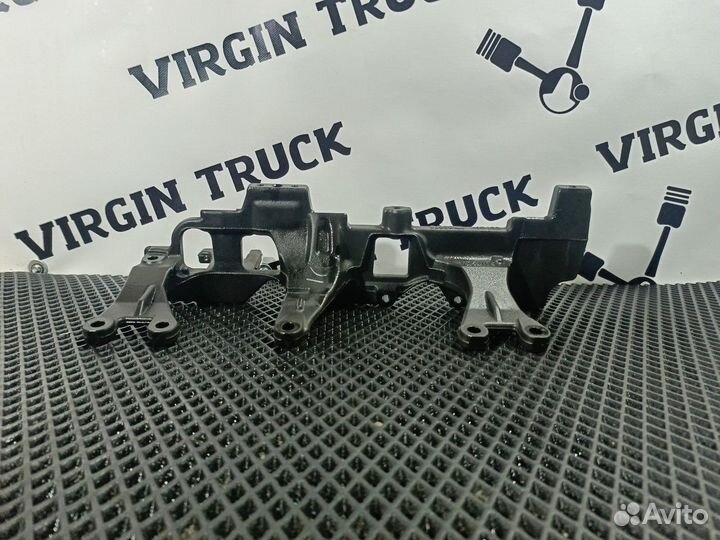 Кронштейн системы EGR 2018г. Daf XF106