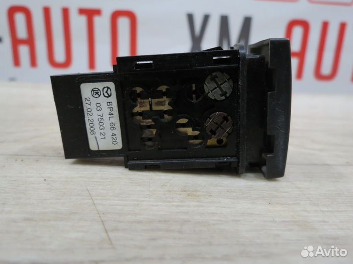 Кнопка обогрева сидений Mazda 3 BK