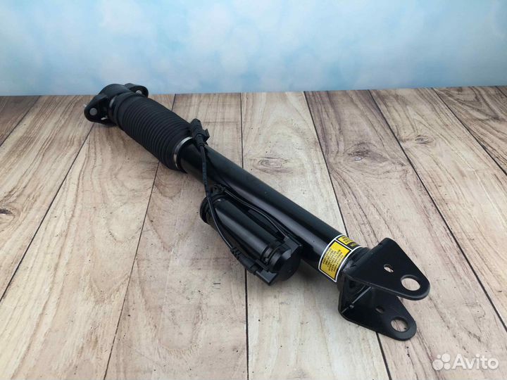 Амортизатор задний Mercedes ML W166, GL X166 с ADS