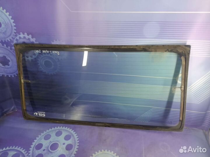 Заднее ветровое стекло Renault Logan 1