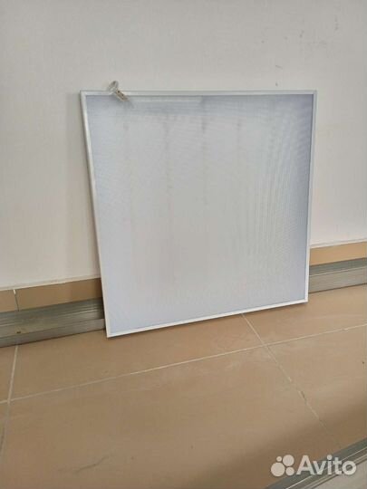 Светодиодный светильник армстронг