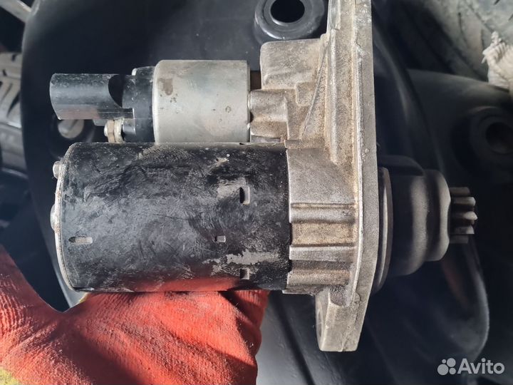 Стартер на поло седан
