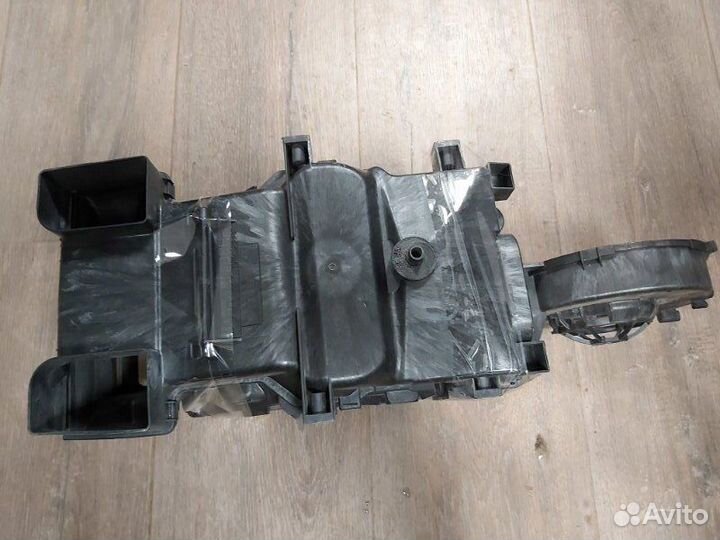 Корпус мотора печки Mercedes S 500 4Matic W221 273