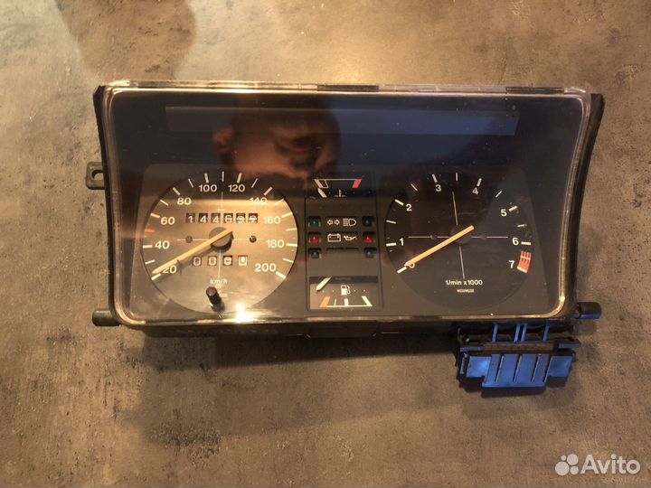 Панель приборов Гольф 1, Пассат б1