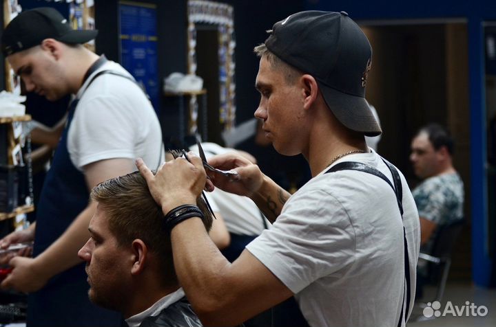 Бесплатная мужская стрижка
